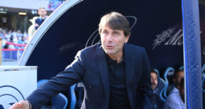 L’Addio di Antonio Conte al Napoli e le Sfide del Futuro del Calcio Italiano
