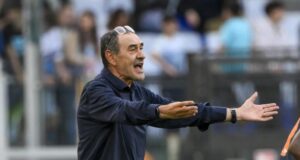 L’addio di Maurizio Sarri alla Lazio: un anno di emozioni e cambiamenti