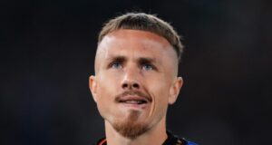 Il Ritorno di Angelino: Un Caso di Trasferimenti e Valutazioni Strategiche nel Calcio Moderno